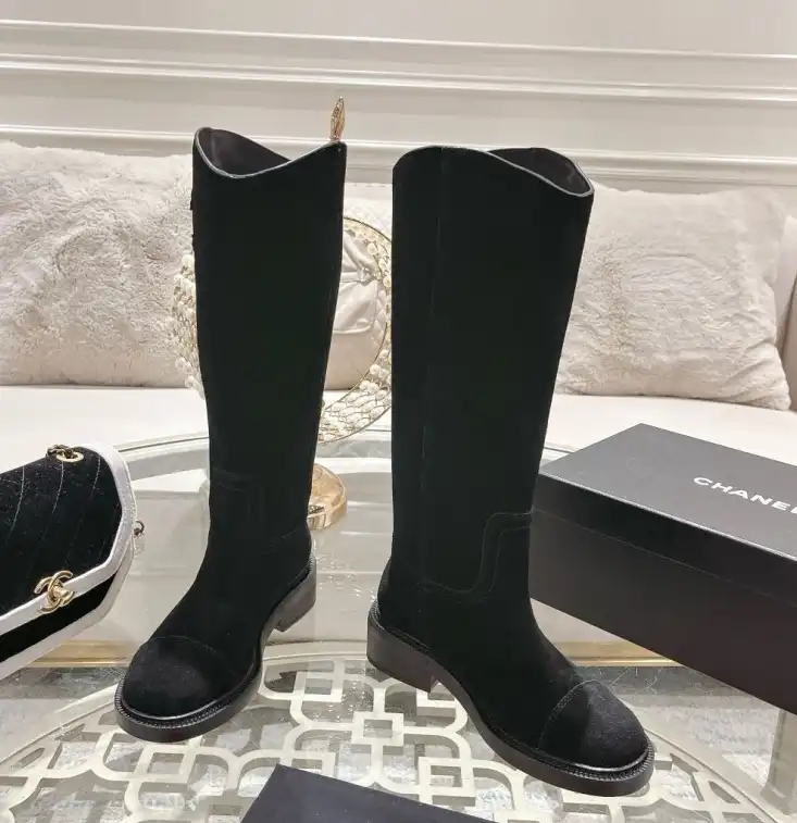 hype Chanel Boots