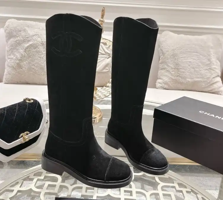 hype Chanel Boots