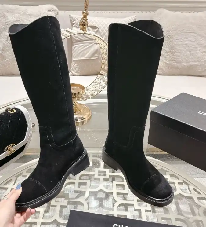 hype Chanel Boots