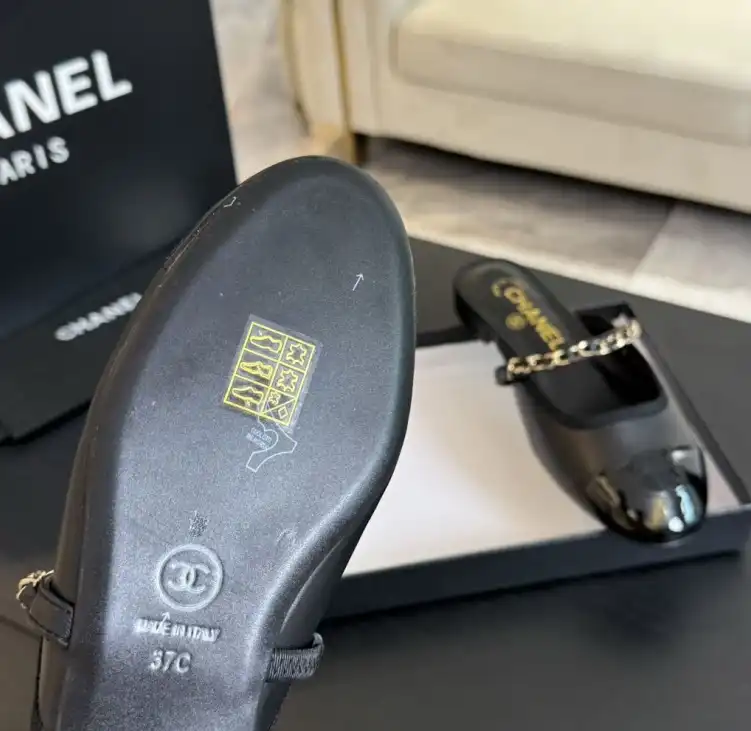 hype Chanel Slippers