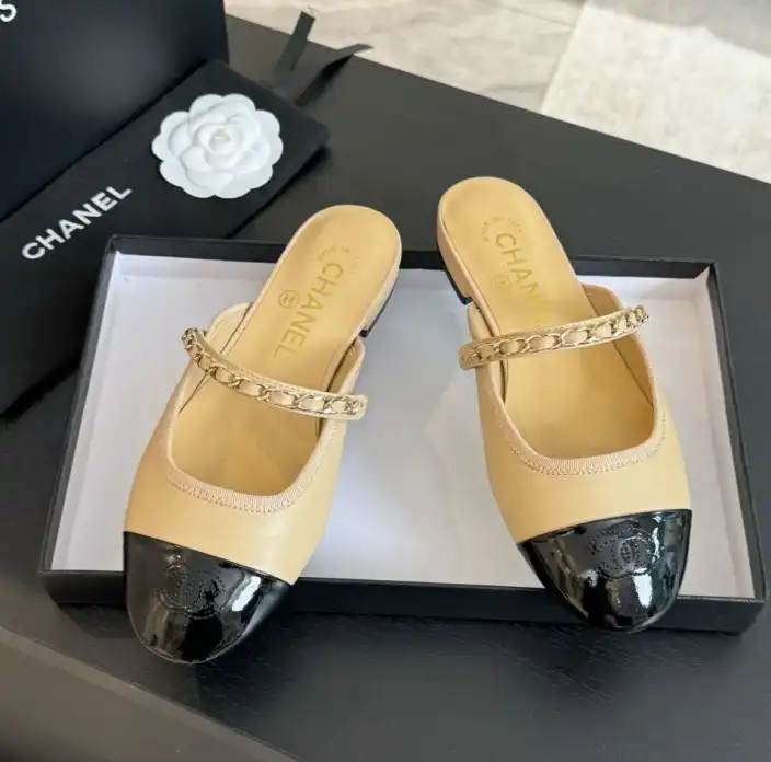 hype Chanel Slippers