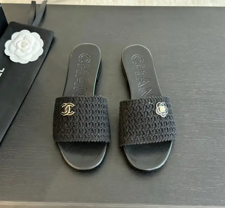 hype Chanel Slippers