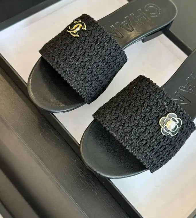 hype Chanel Slippers