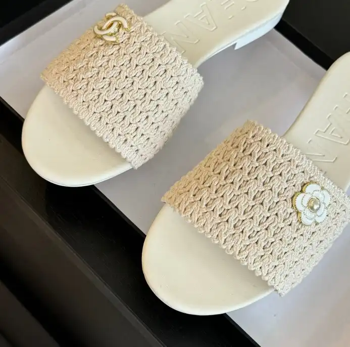 hype Chanel Slippers