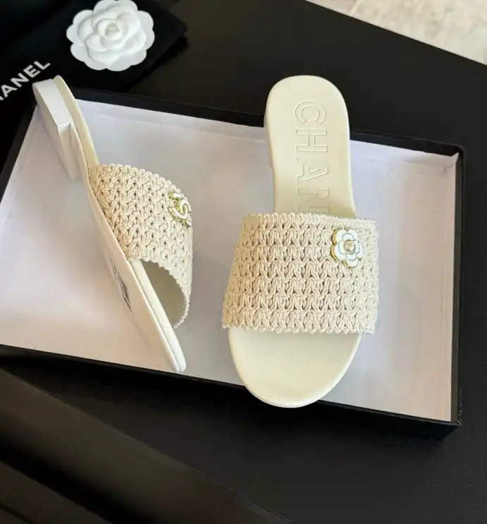 hype Chanel Slippers