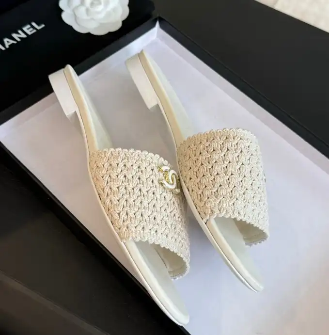 hype Chanel Slippers