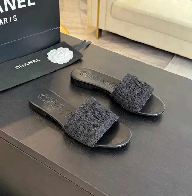 hype Chanel Slippers