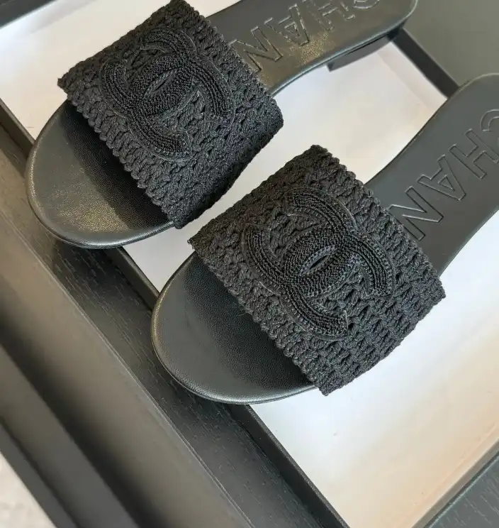 hype Chanel Slippers