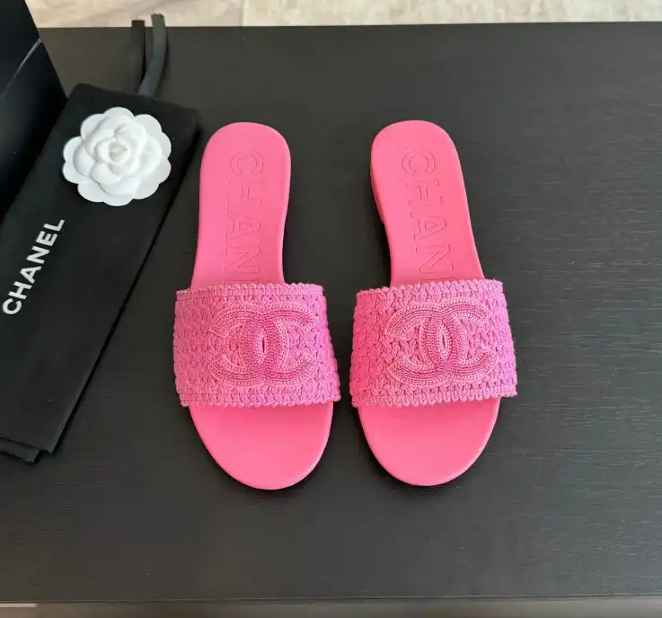 hype Chanel Slippers