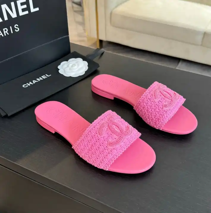 hype Chanel Slippers