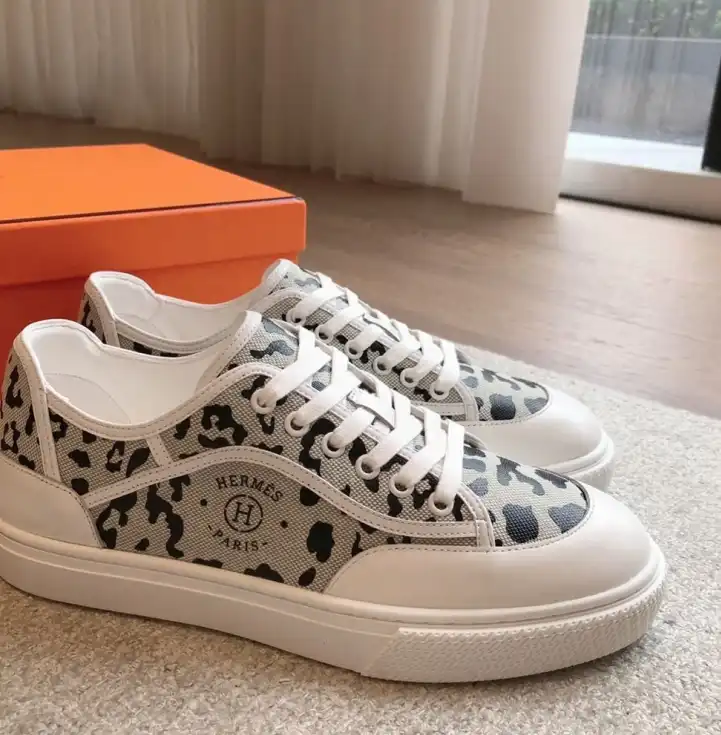 hype Hermes Casual Shoes