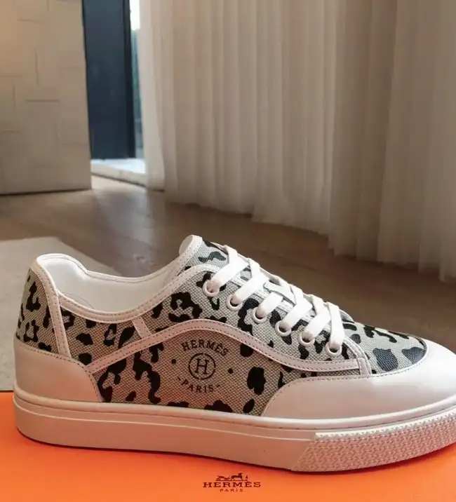 hype Hermes Casual Shoes