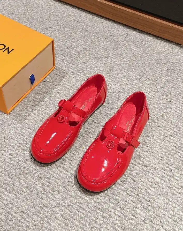 hype LV flat shoes