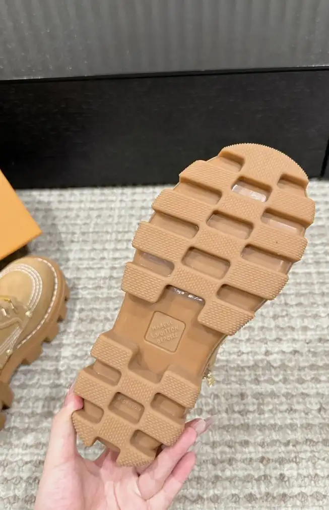 hype LV Boots