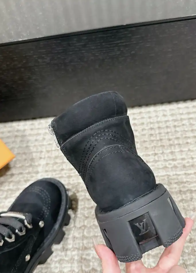 hype LV Boots