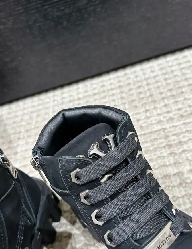 hype LV Boots