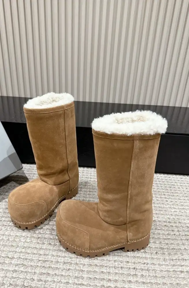 hype Balenciaga Boots