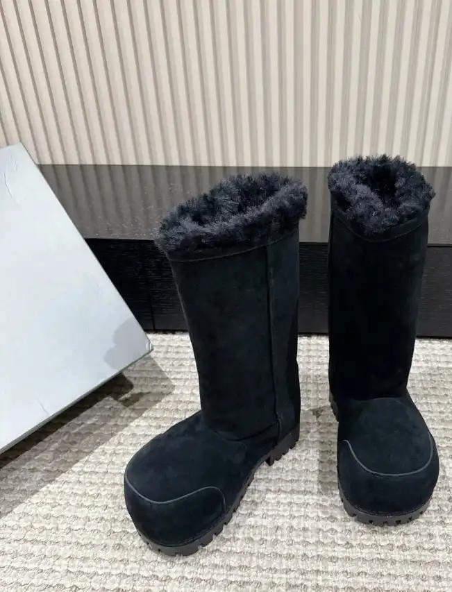 hype Balenciaga Boots