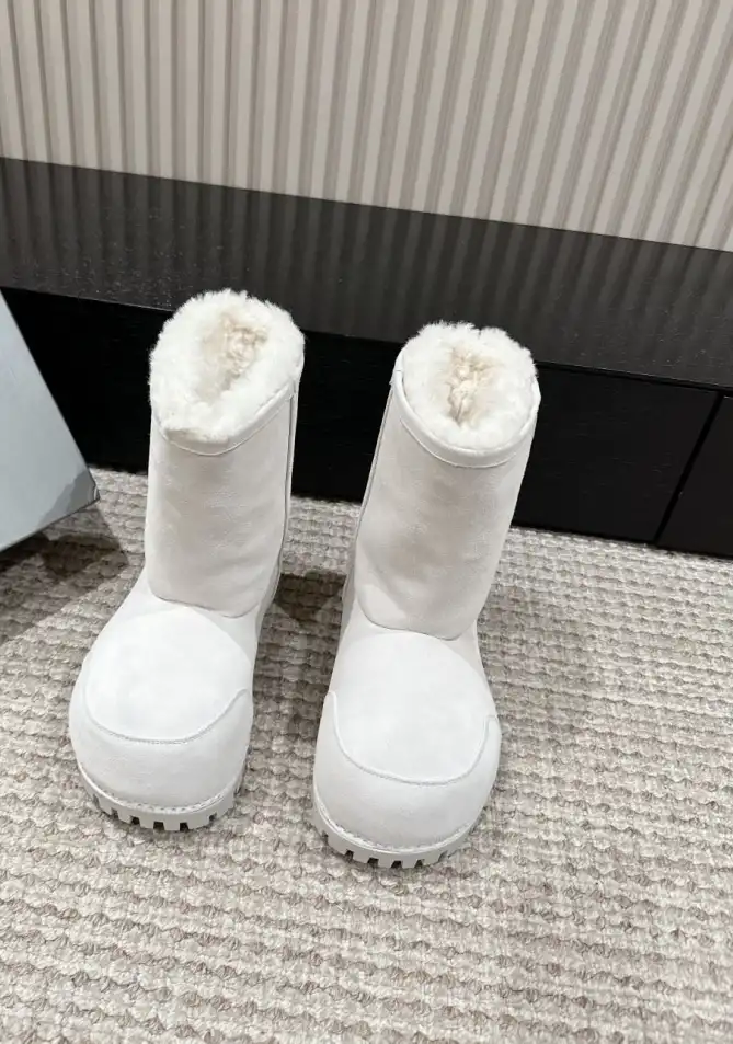 hype Balenciaga Boots