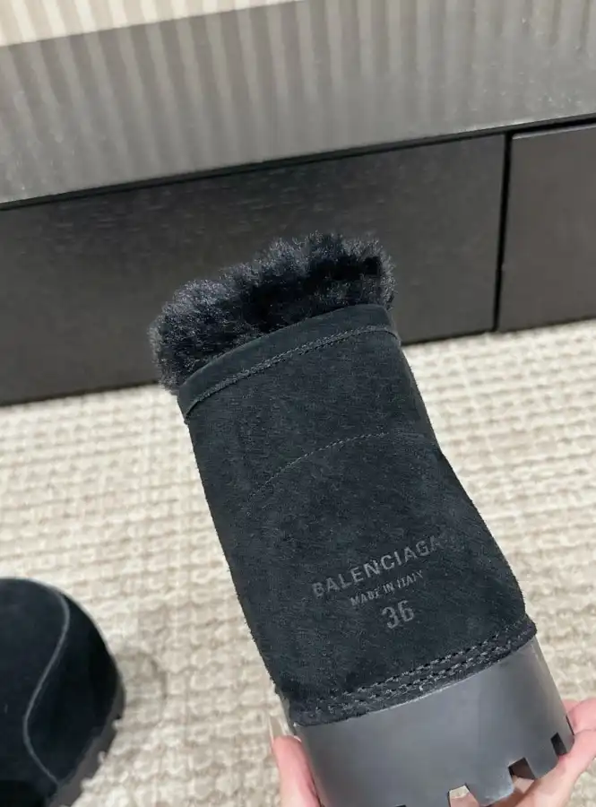 hype Balenciaga Boots