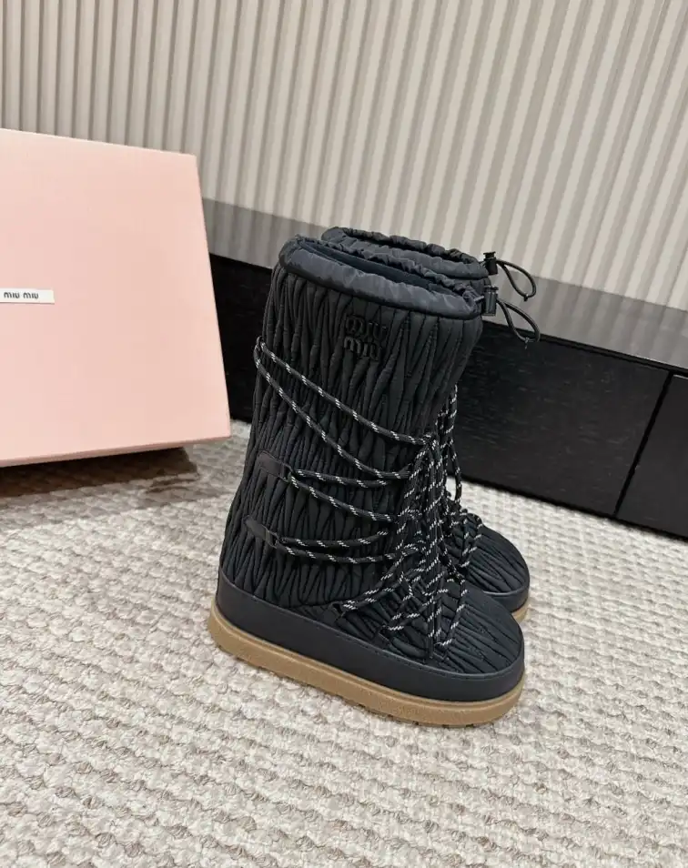 hype Miu Miu Boots