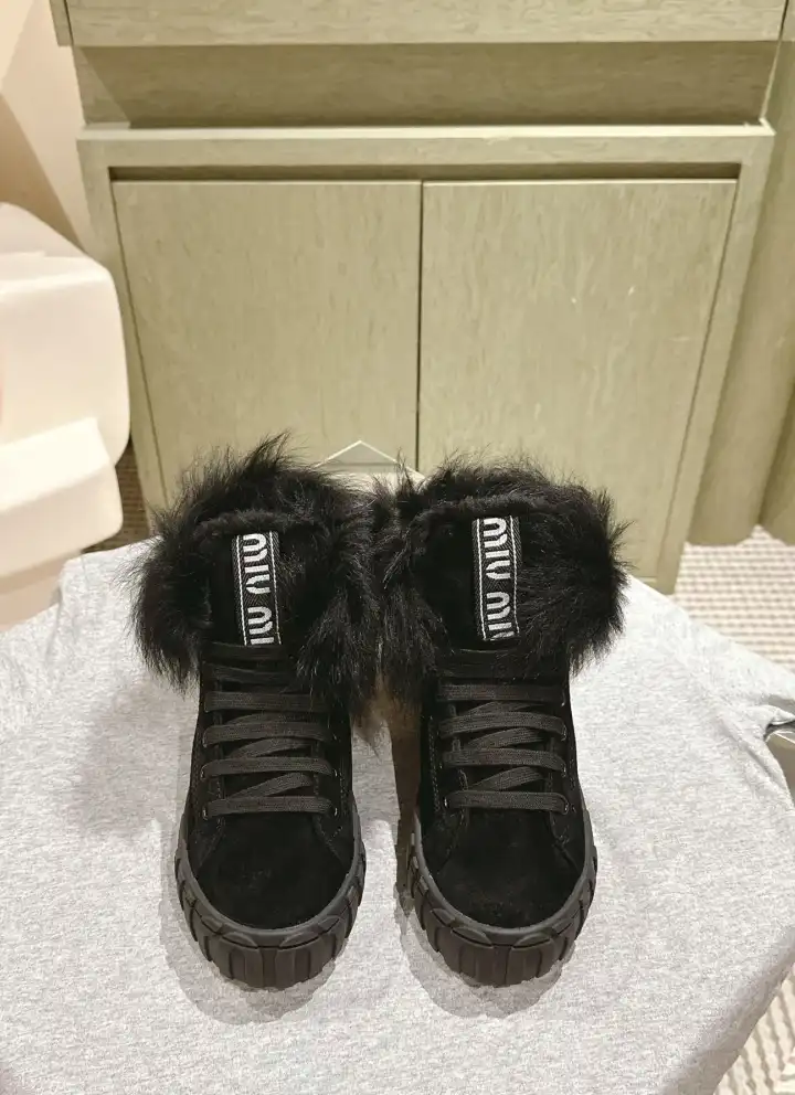 hype Miu Miu Boots