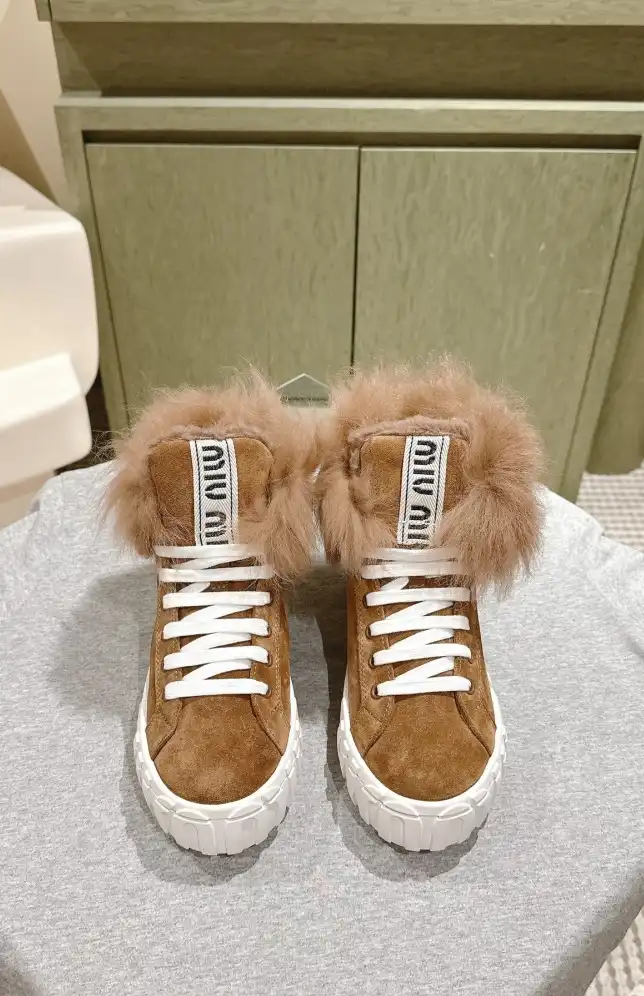 hype Miu Miu Boots