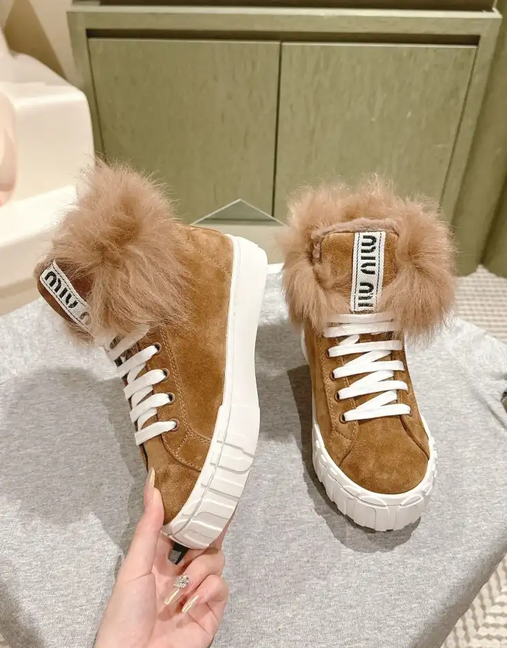 hype Miu Miu Boots