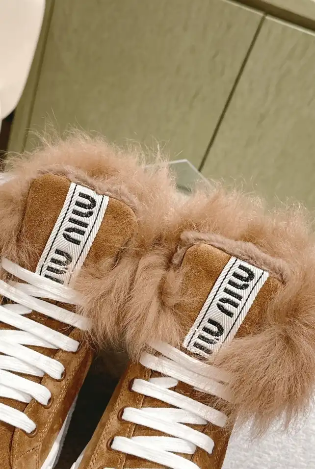 hype Miu Miu Boots