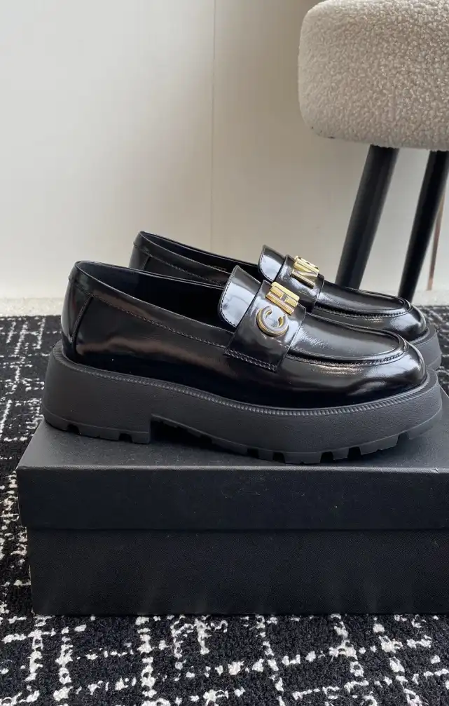 hype Chanel Leather Shoes