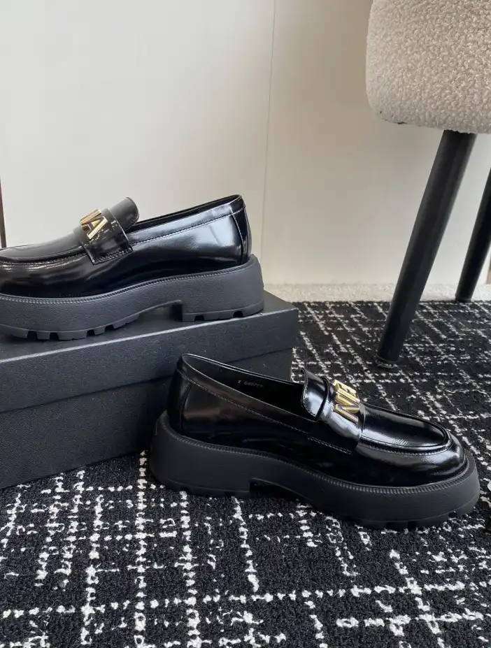 hype Chanel Leather Shoes