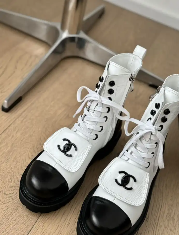 hype Chanel Boots