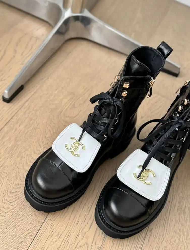 hype Chanel Boots