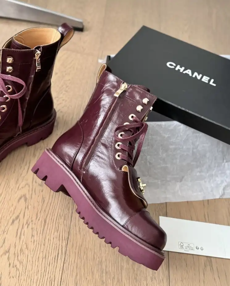 hype Chanel Boots