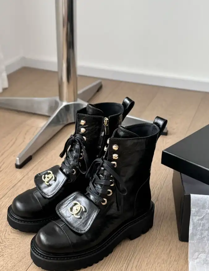 hype Chanel Boots