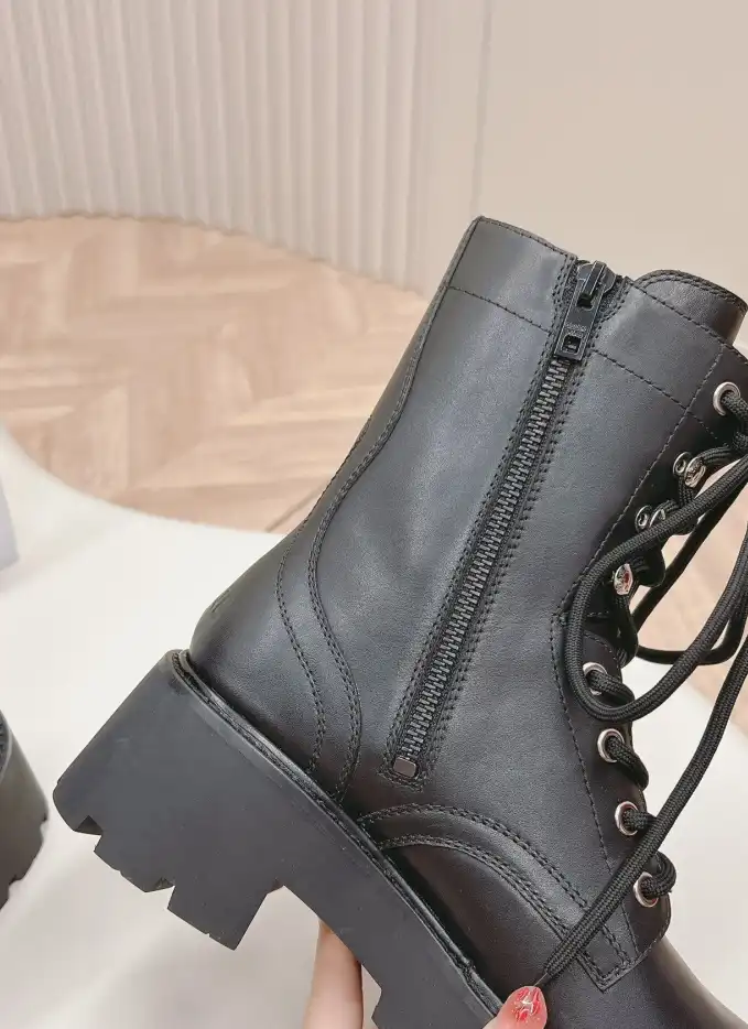 hype Celine Boots