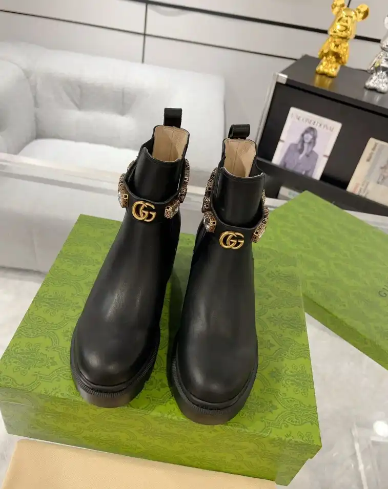 hype Gucci Boots