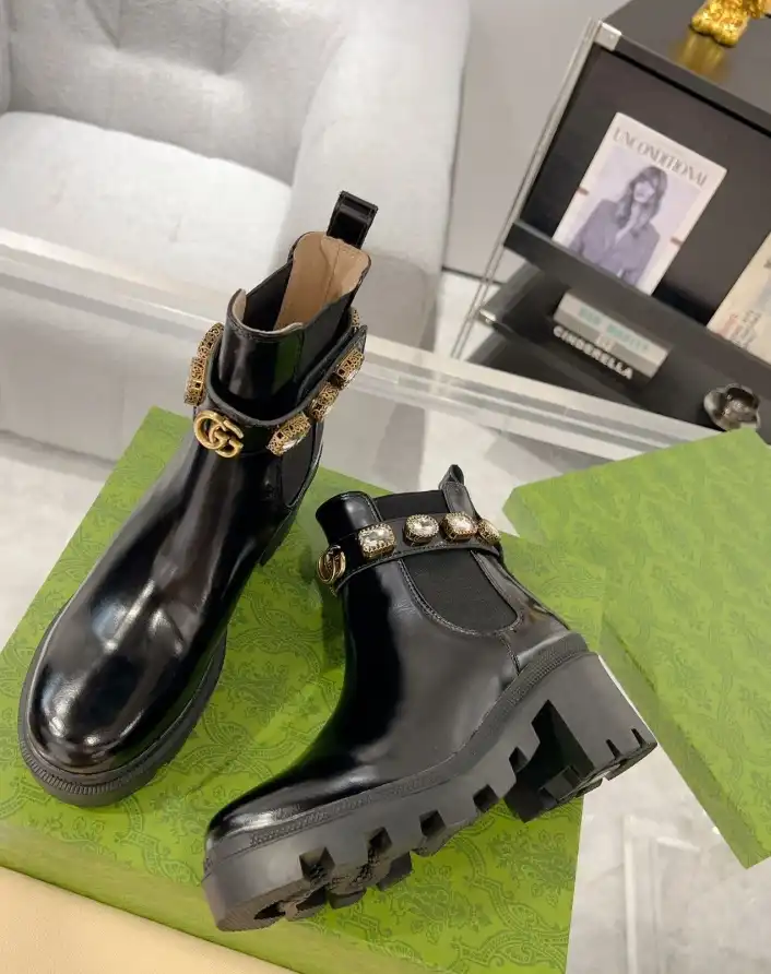 hype Gucci Boots