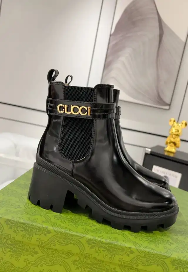 hype Gucci Boots