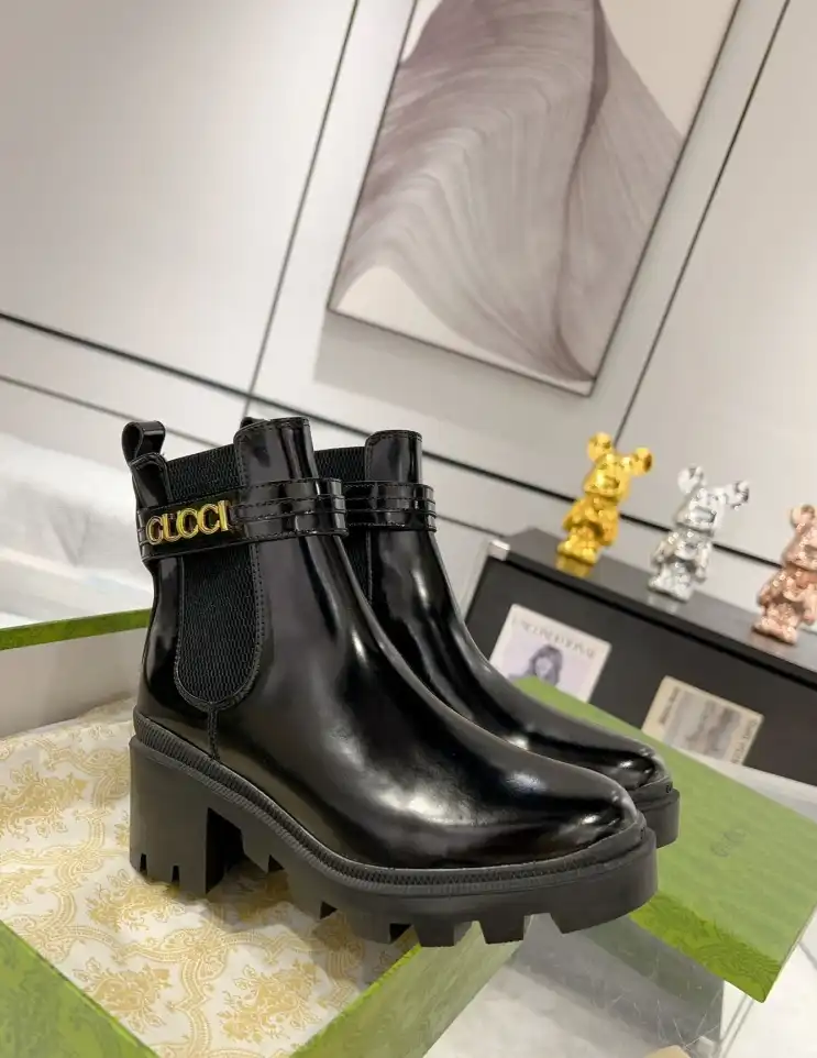 hype Gucci Boots