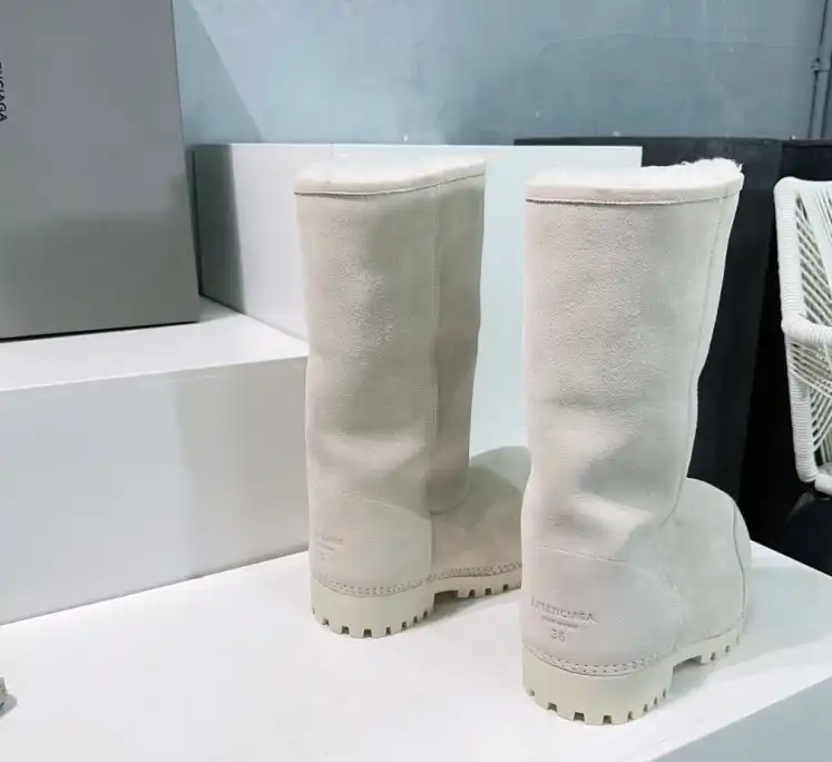 hype Balenciaga Boots