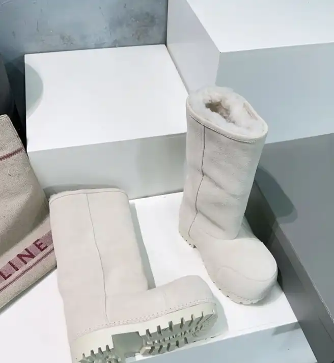 hype Balenciaga Boots