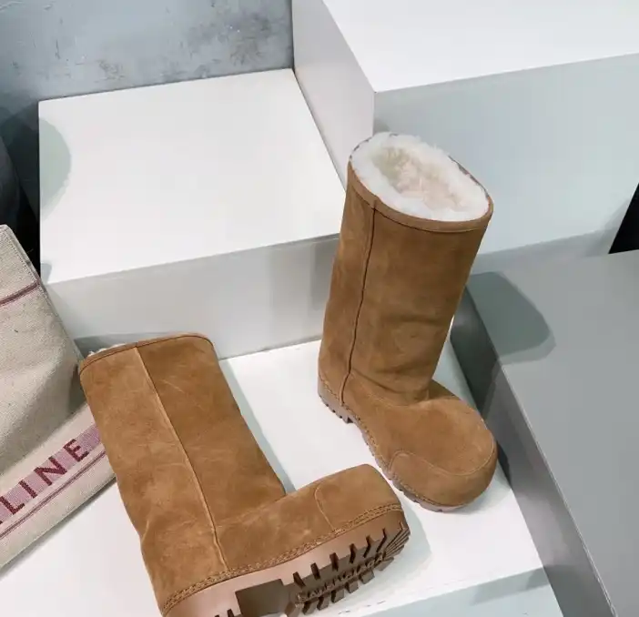 hype Balenciaga Boots