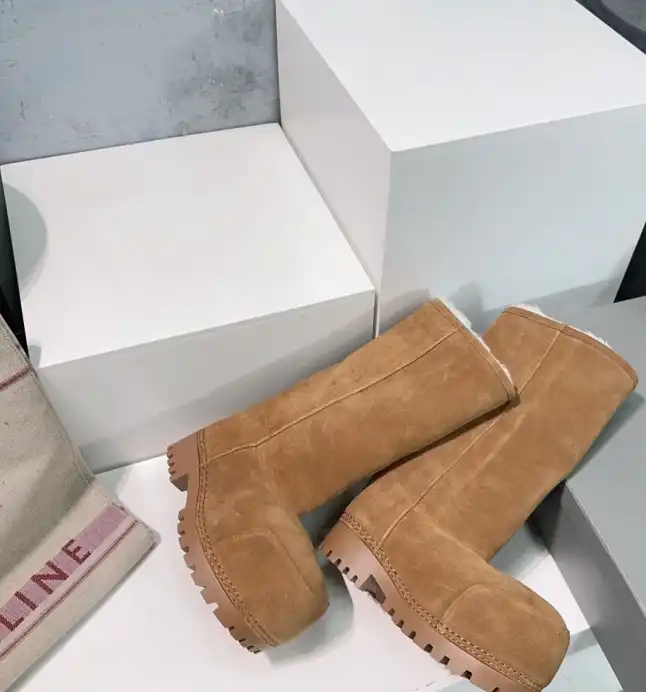 hype Balenciaga Boots