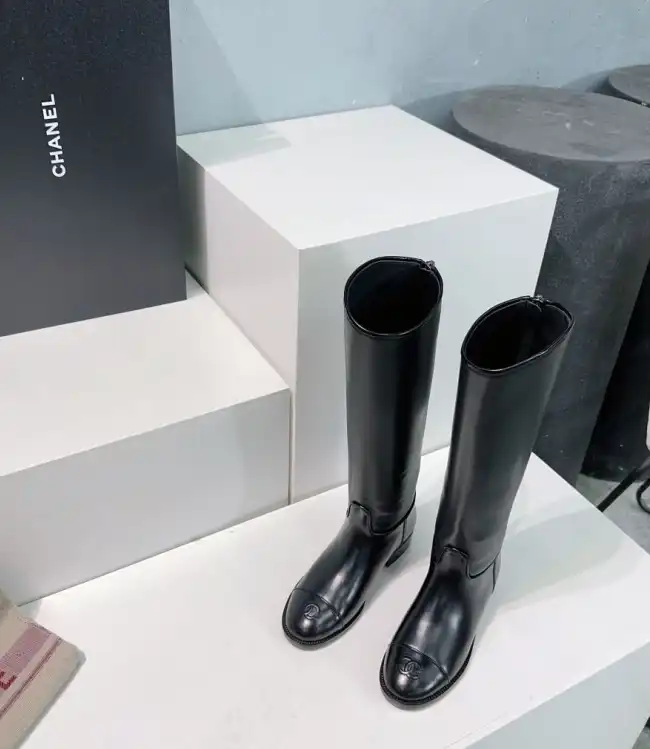 hype Chanel Boots