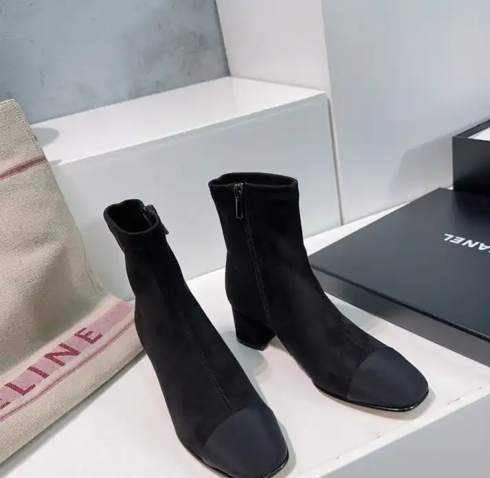 hype Chanel Boots