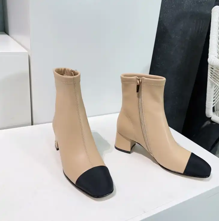 hype Chanel Boots