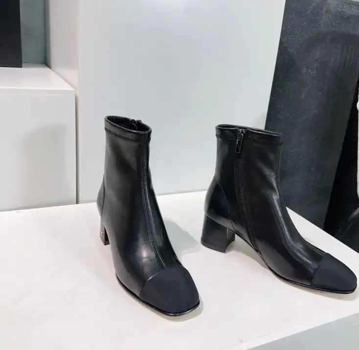 hype Chanel Boots