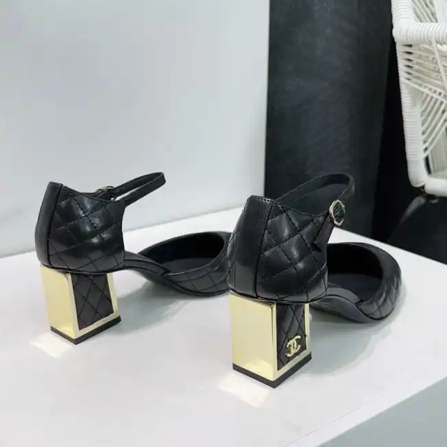 hype Chanel High Heels