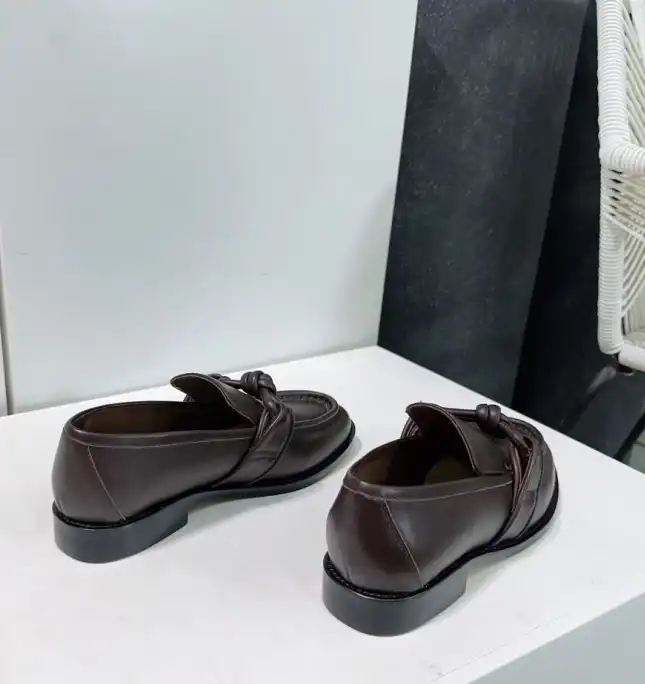 hype Bottega Veneta Leather Shoes